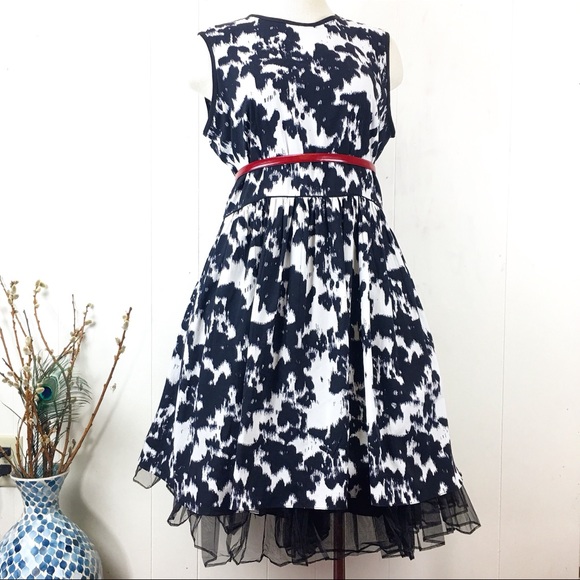 Saks Fifth Avenue Dresses & Skirts - Red Saks Fifth Avenue Black & White Splatter Dress